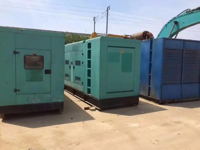 含山柴油发电机组的电压和功率之间有什么关系？